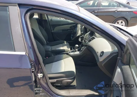 2011 Chevrolet Cruze Ls z USA, uszkodzony, nr VIN 1G1PC5SH9B7214526